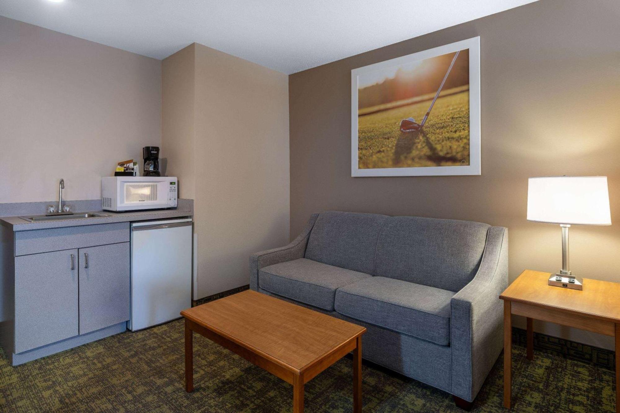 Days Inn & Suites By Wyndham Madison Exterior foto